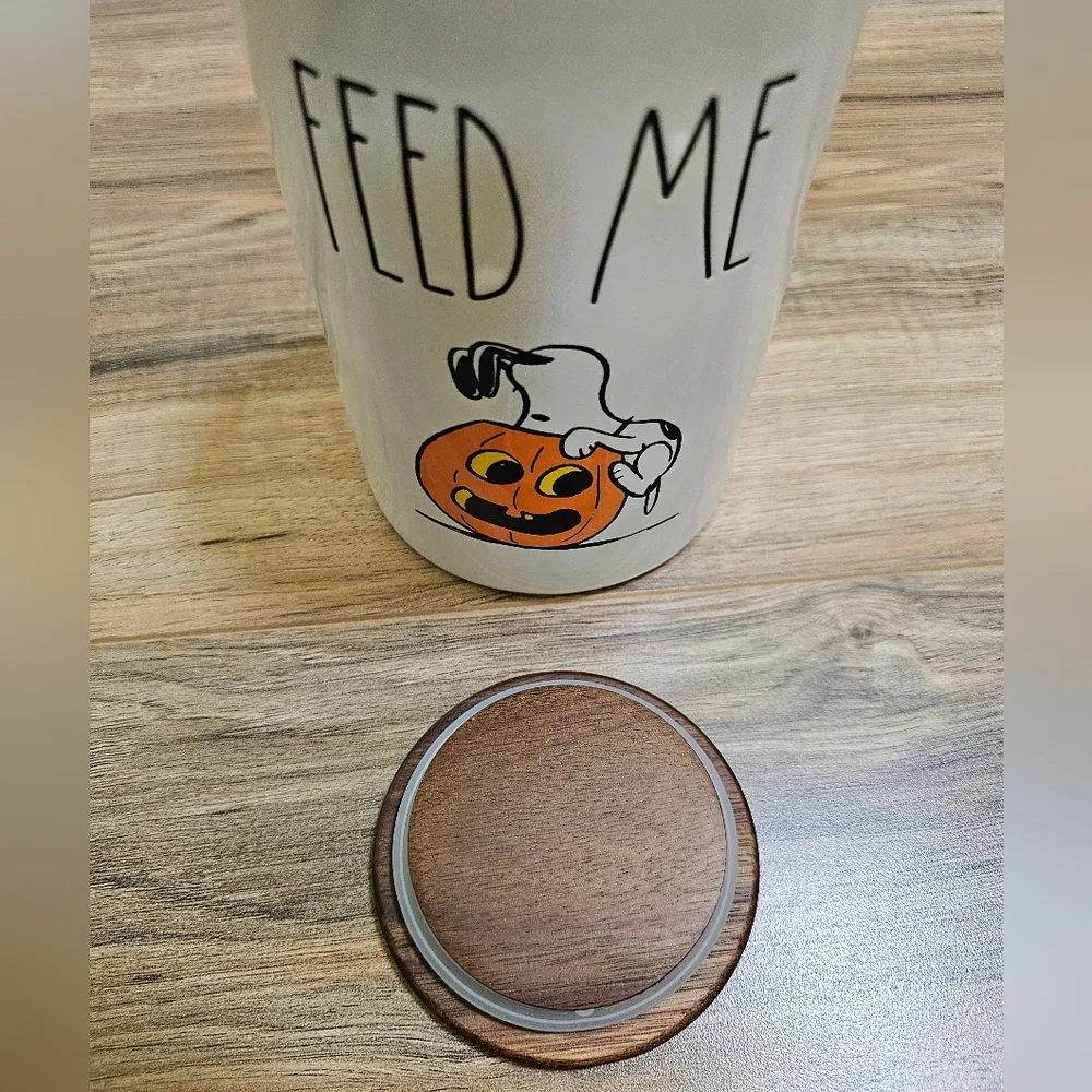 💕2XHOST PICK💕Rae Dunn Peanuts 'Feed Me' Snoopy Pumpkin Treats Container